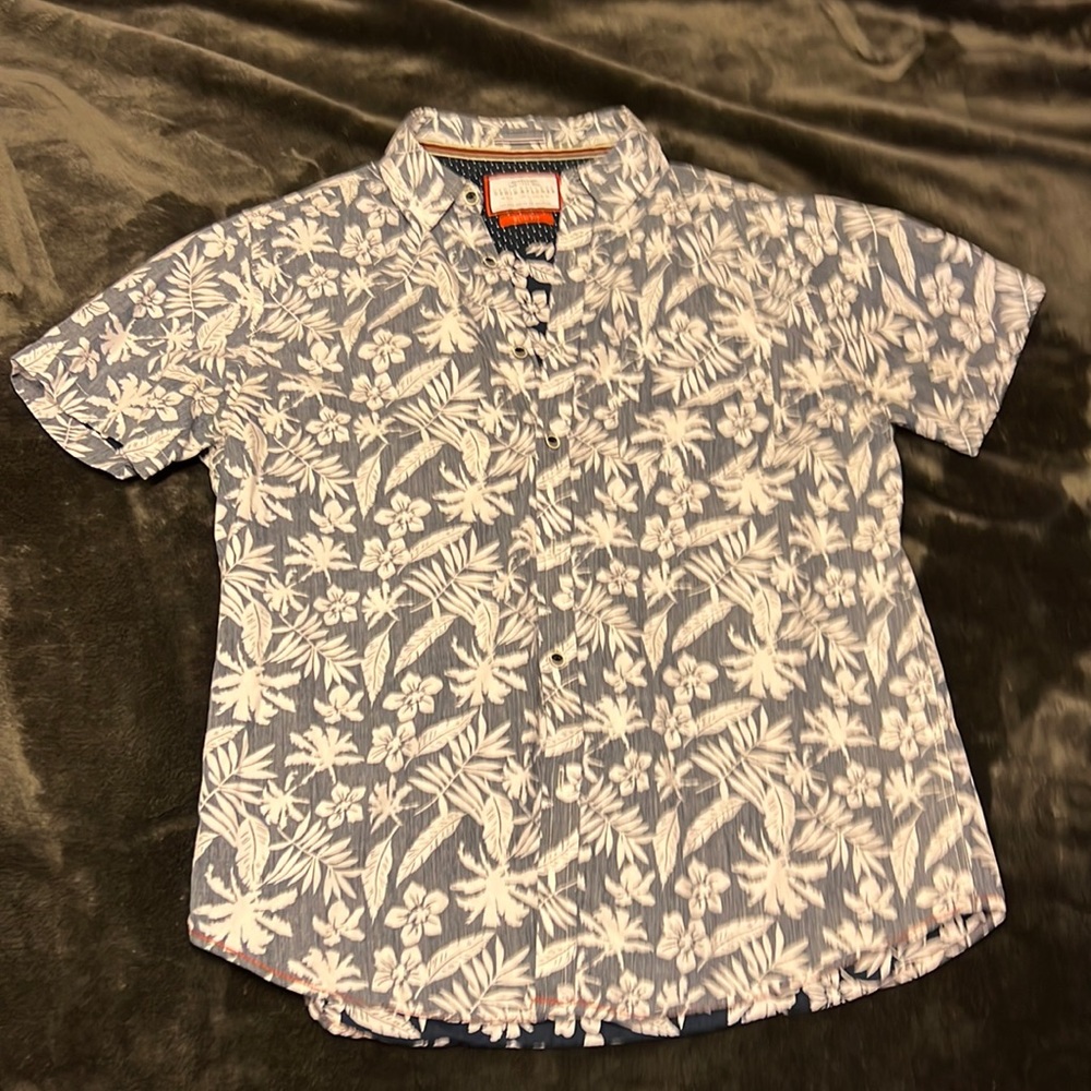 Denim & Flower. Large. Button Down Shirt.